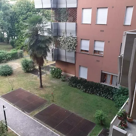 La Dea Centro Lägenhet